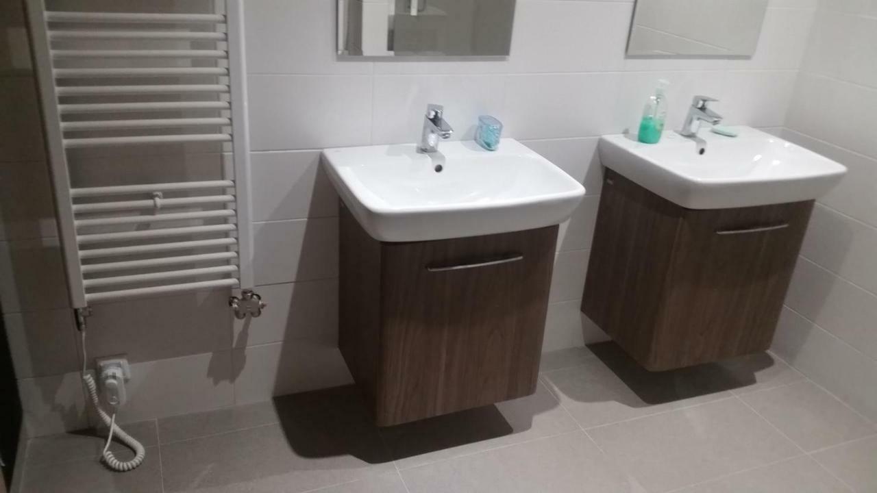 شقة Apartman Tomas كَشّا المظهر الخارجي الصورة